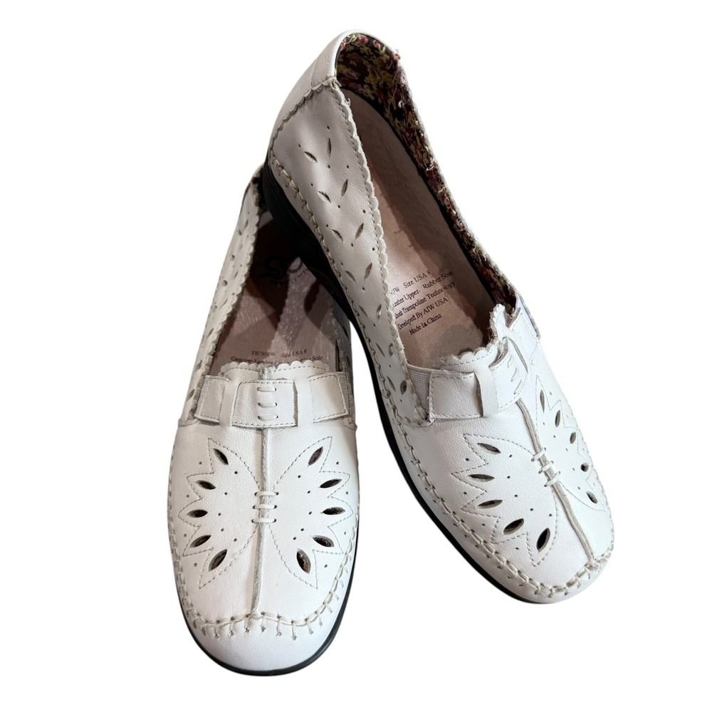Gravity Defyer Loafers Women's 8 White Leather Comfort Slip On Shoes Orthopedic